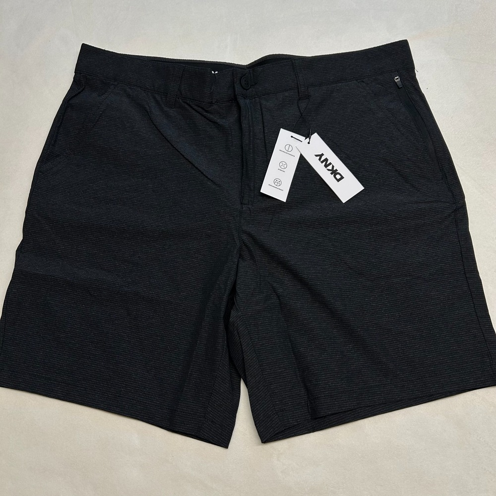NWT DKNY Mens Black Stretch Shorts Size 36 Zip Pocket Performance Casual Golf